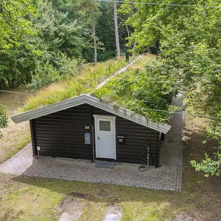 Hébergement de vacances Log House In 150 M To The *