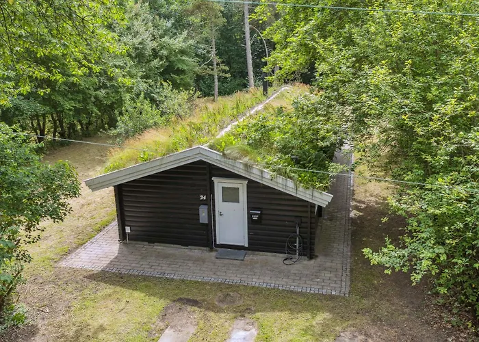 Semesterbostad Log House In 150 M To The *